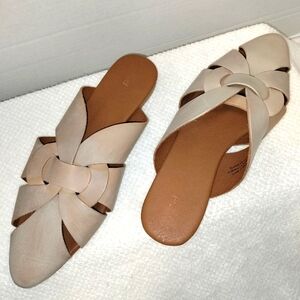 Pilcro Twisted Leather Cream Flats Slides Sz EU/38